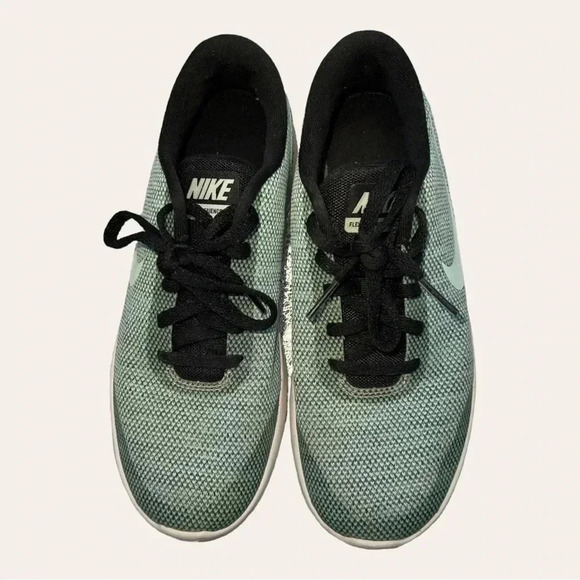 Nike FLEX TENNIS SHOE SIZE 6 SEA-FOAM GREEN/BLACK IN COLOR - Picture 3 of 7